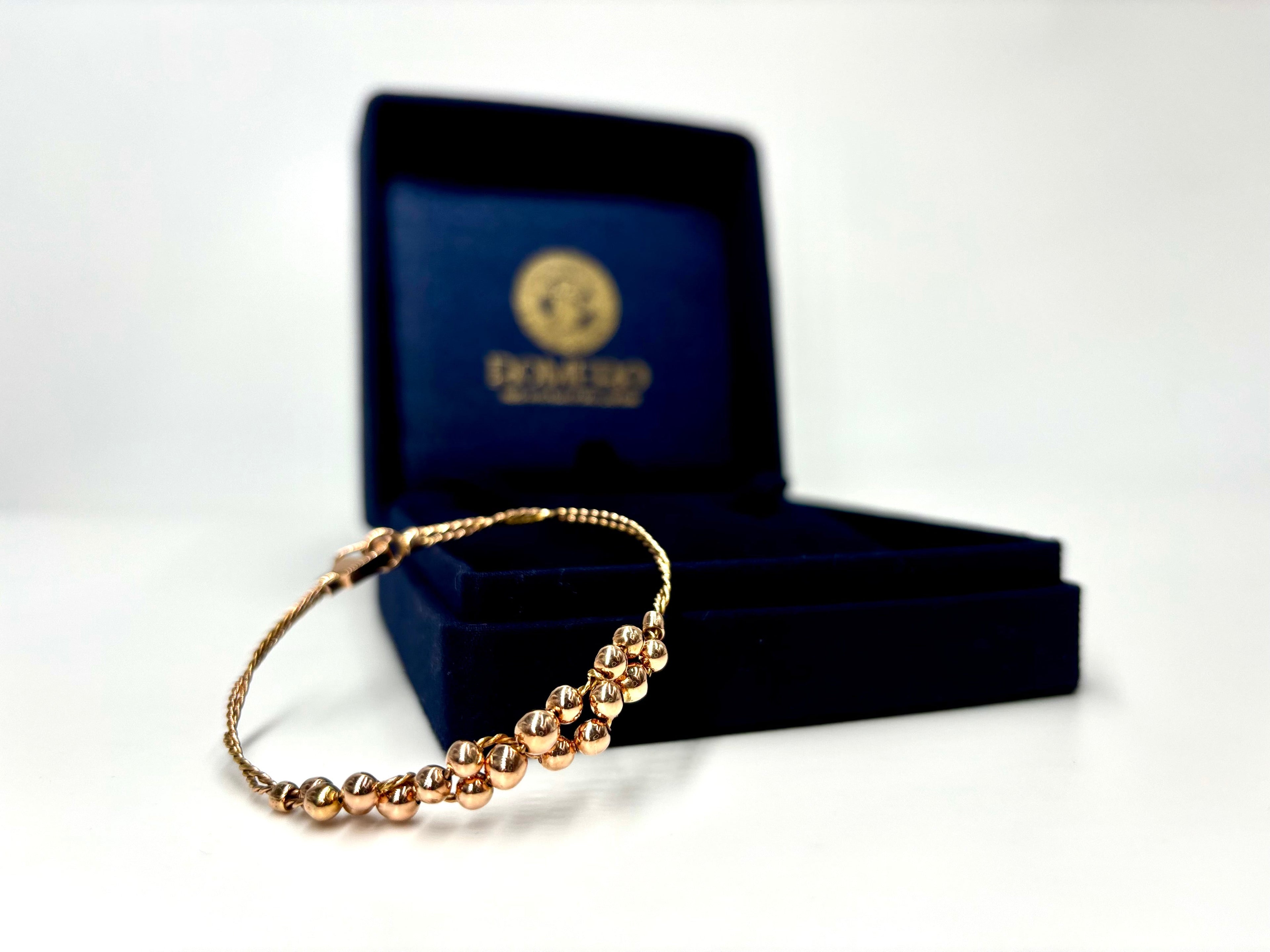 Bracelets and Accesories