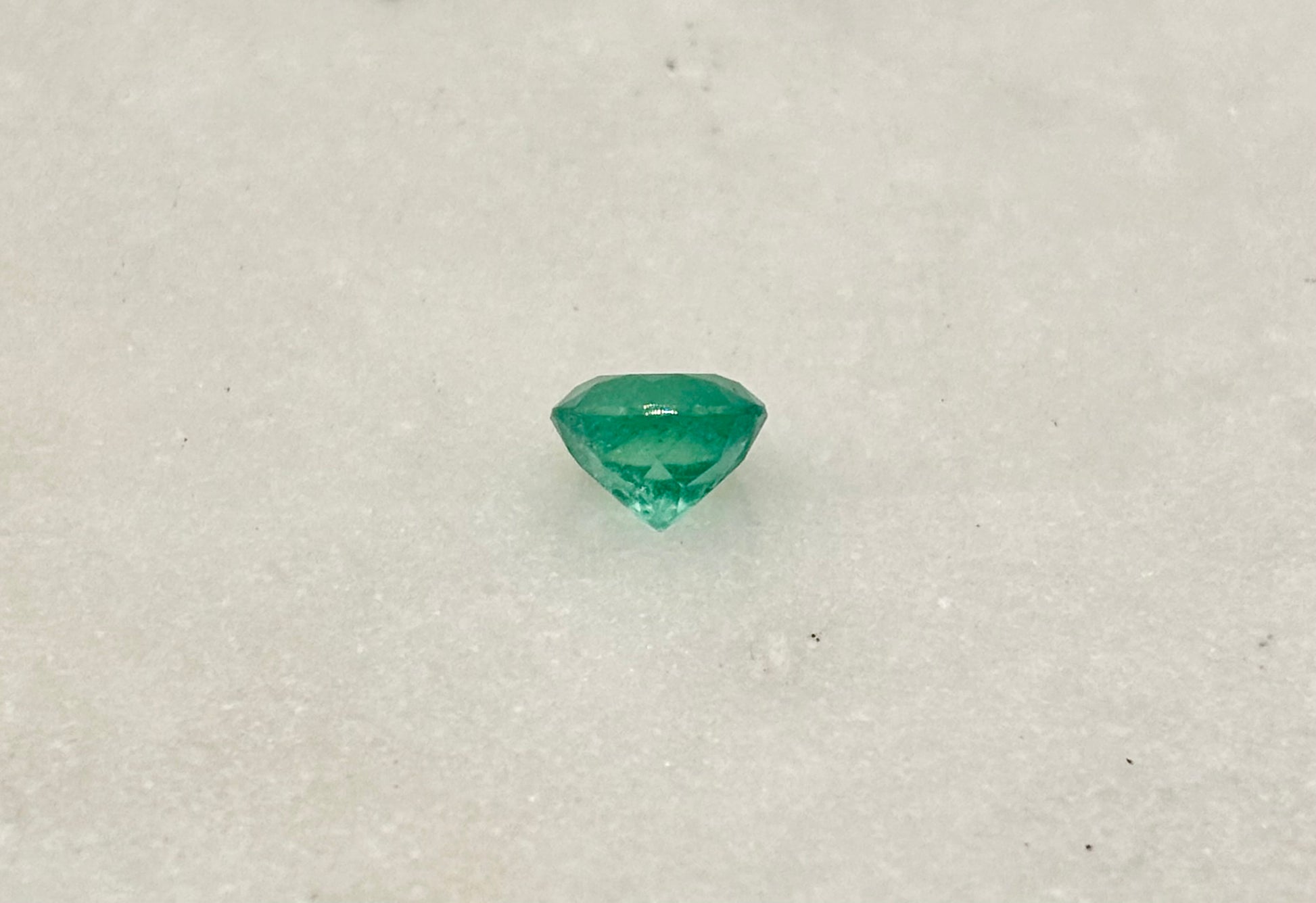 1.39 CARAT 7.16 X 7.10 NATURAL LOOSE COLOMBIAN EMERALD -ROUND CUT